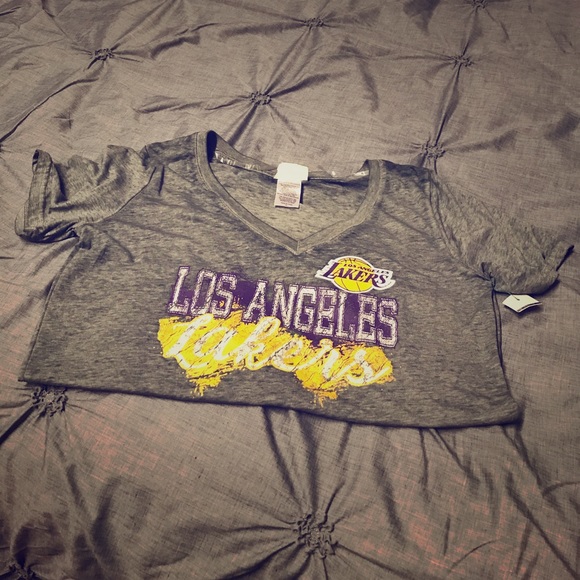 lakers shirt womens